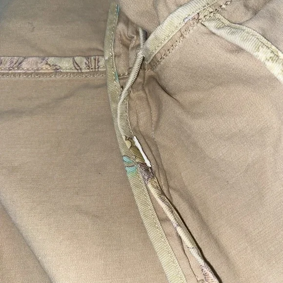 GAP Women's XL Khaki Cotton Twill Jacket Floral Trim Utility Peplum Button Up - Picture 10 of 16